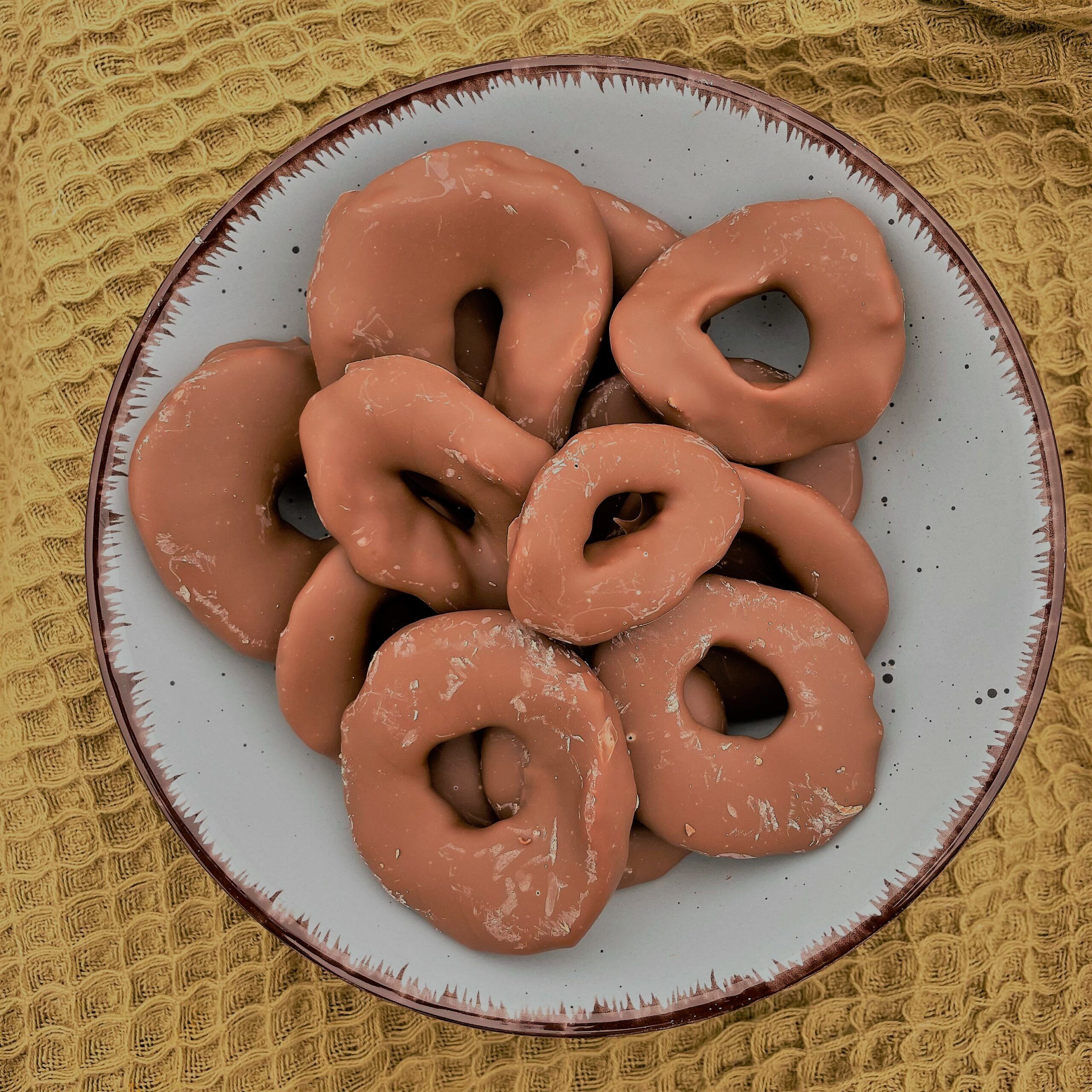 Apfelringe_Vollmilch Apfelringe mit Vollmilchschokolade – Bild 1